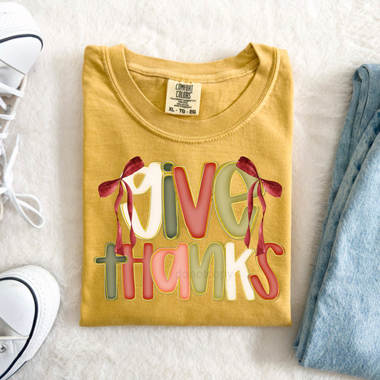 Give Thanks Tee